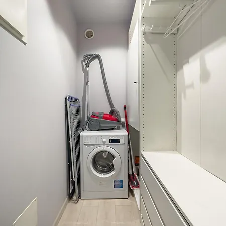 Nadwislanska Przystan Z Widokiem Na Wisle *