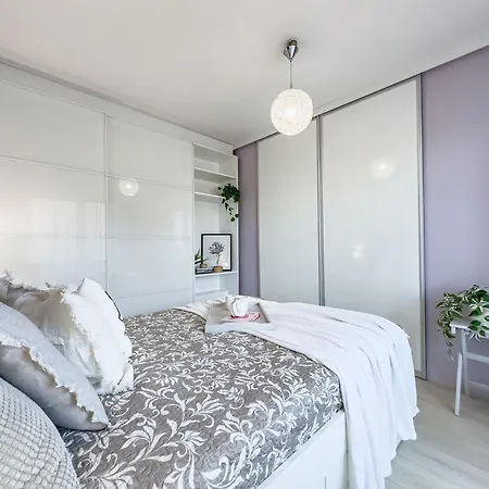 Nadwislanska Przystan Z Widokiem Na Wisle *